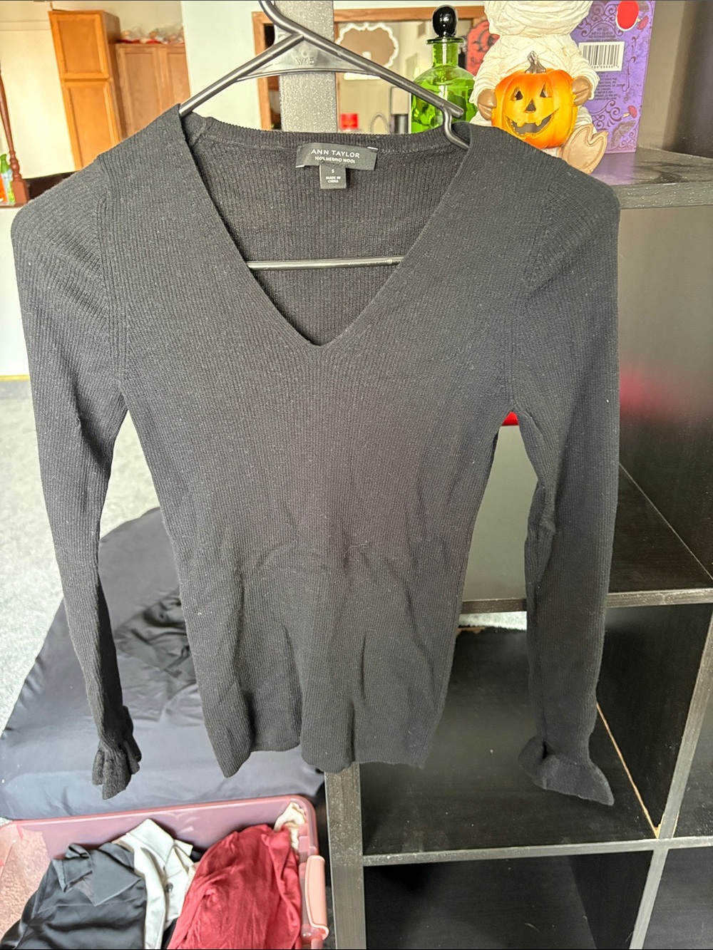 Ann Taylor Black Ribbed V-Neck Long Sleeve Top